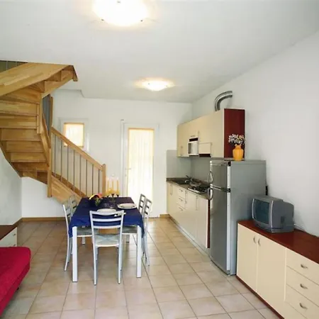 Apartament Two-storey Flat With Shared Pool And Patio Bibione